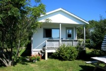 Photograph of Captain's Quarters Cottages, Hunts Point